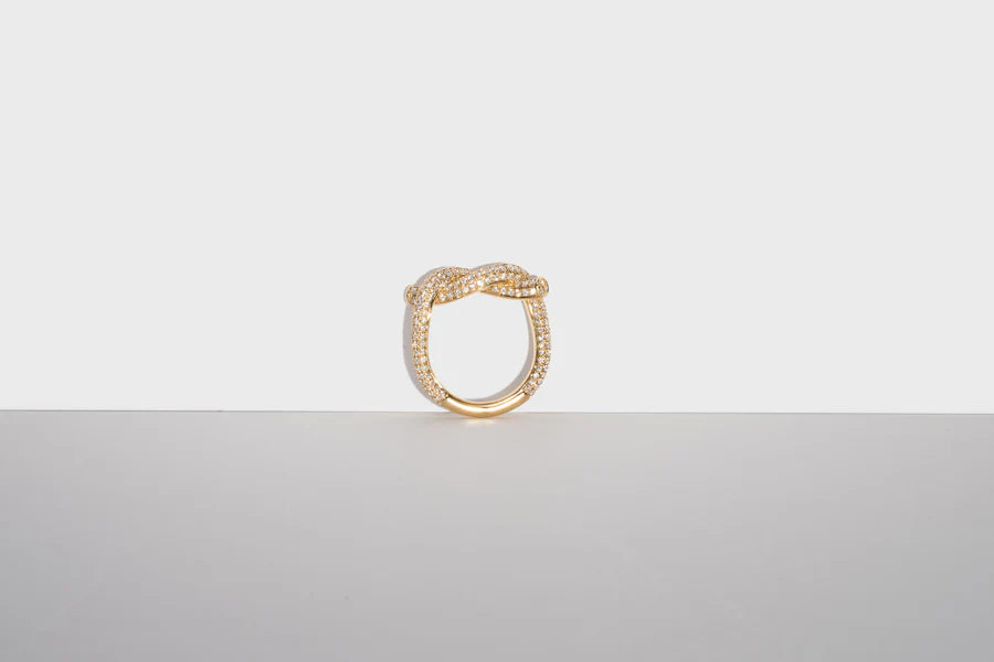 GOLD DIAMOND TIES RING