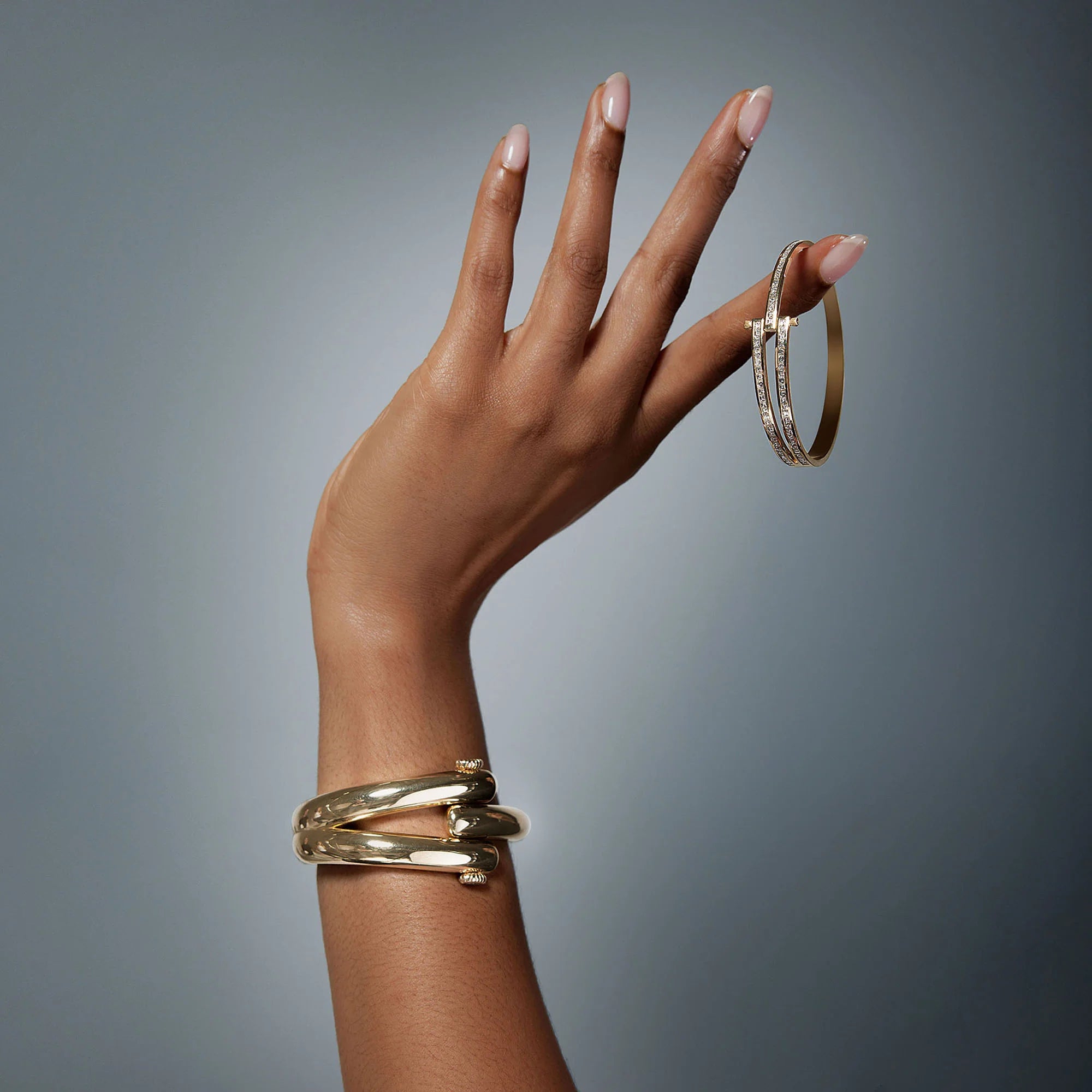 MAGNA BRACELET WITH ROUND WHITE DIAMONDS