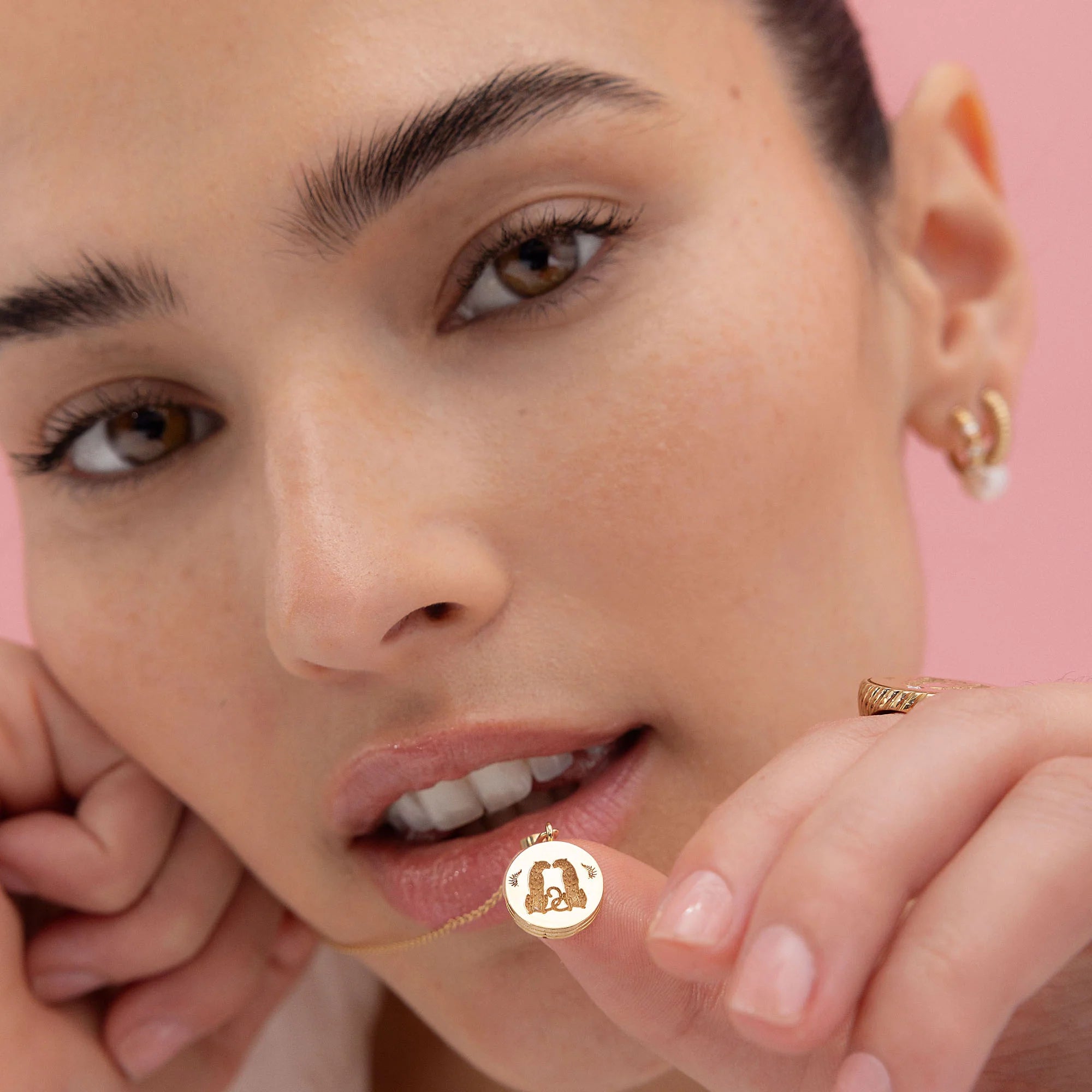 MINI ALCHEMY PENDANT ON 18" DROP LOOP CHAIN