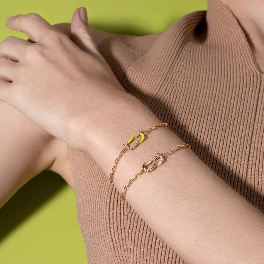 YELLOW GOLD HALF DIAMOND TIES BRACELET