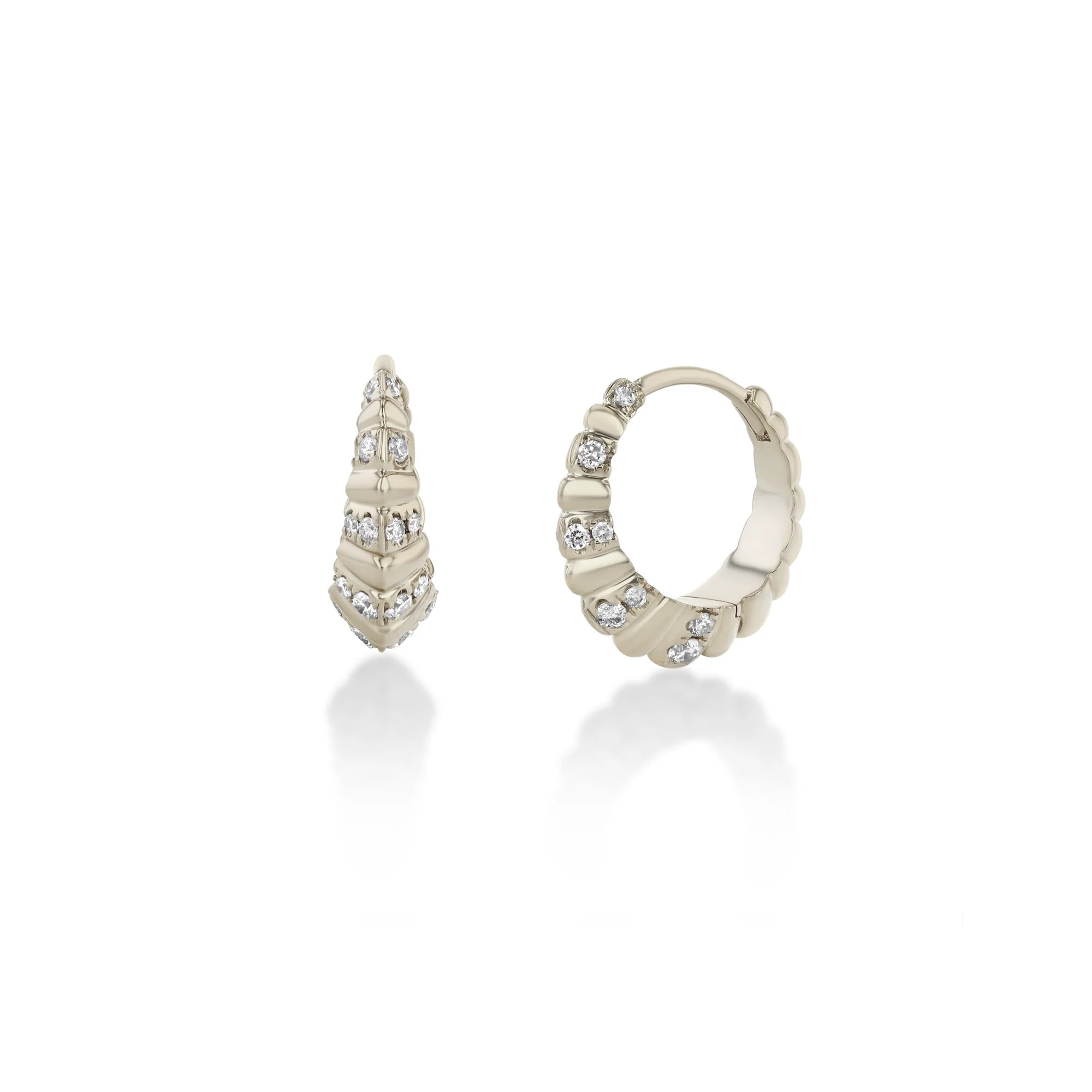 STRIPED PAVÉ MEDIUM FLUTED CRESCENT HUGGIES