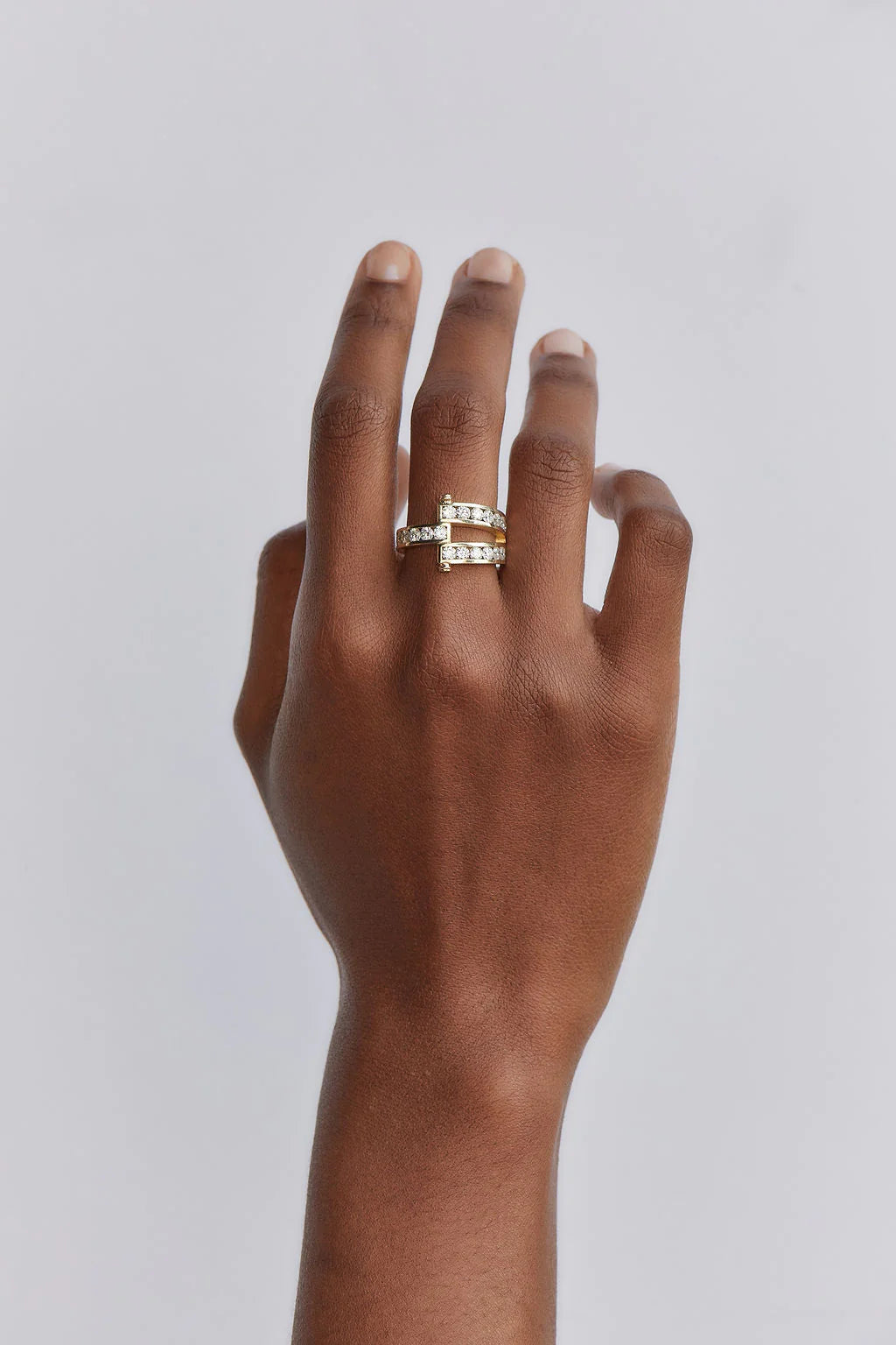 Grandfather Magna Ring - Round Brilliant Diamonds