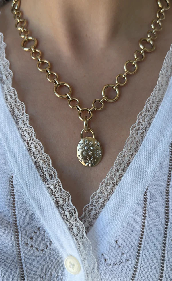 Flora Large Oval Pendant