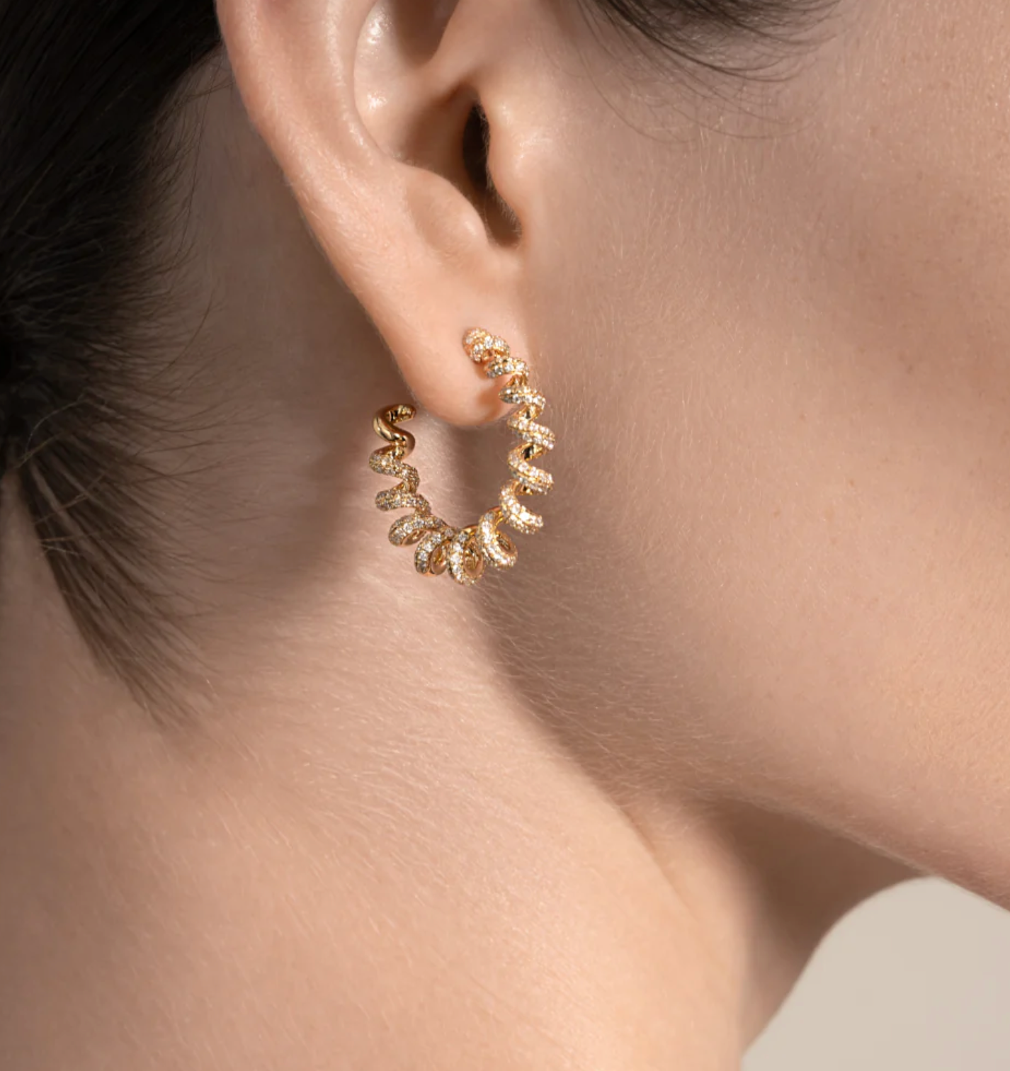 LARGE GOLD DIAMOND SLINKEE EARRINGS