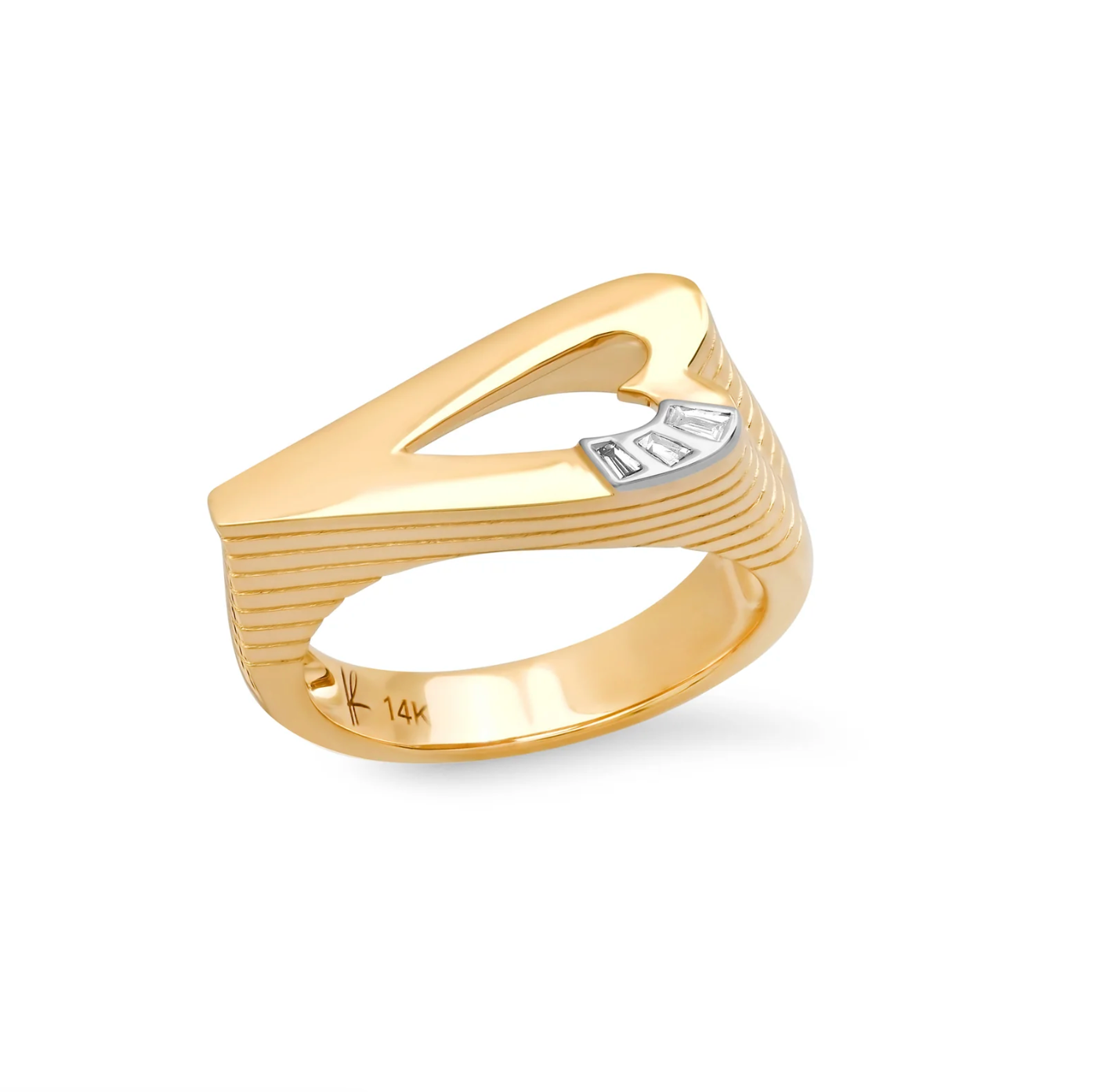 Grandsize Ribbed Heart Ring