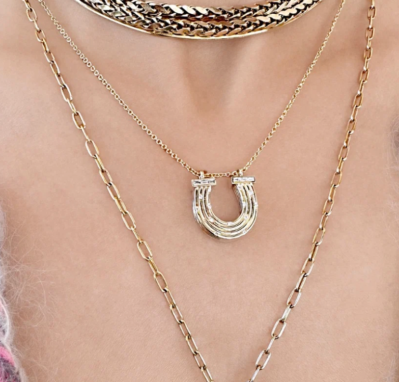 14K YG Reeded Gold And Baguette Diamond Horseshoe Necklace