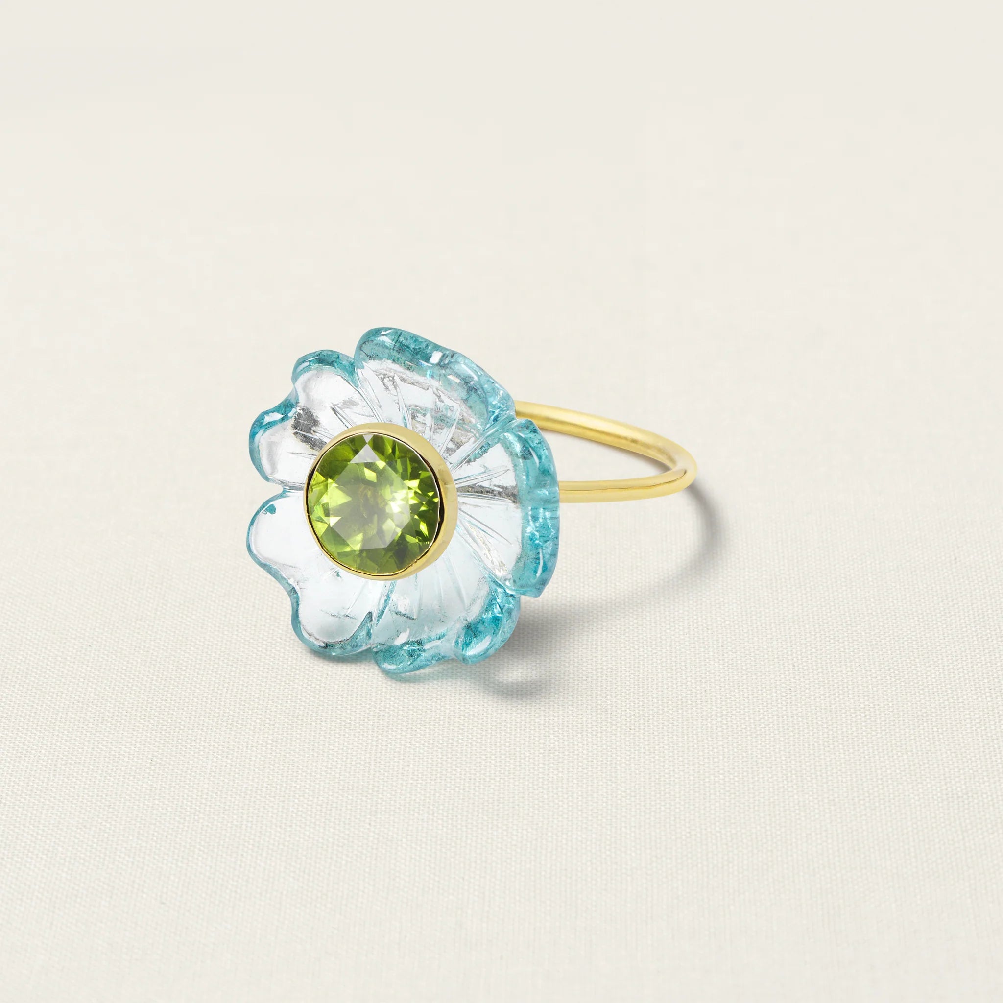 Signature Flower Ring Medium Aquamarine Peridot