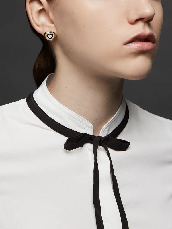 Utama jet black earrings