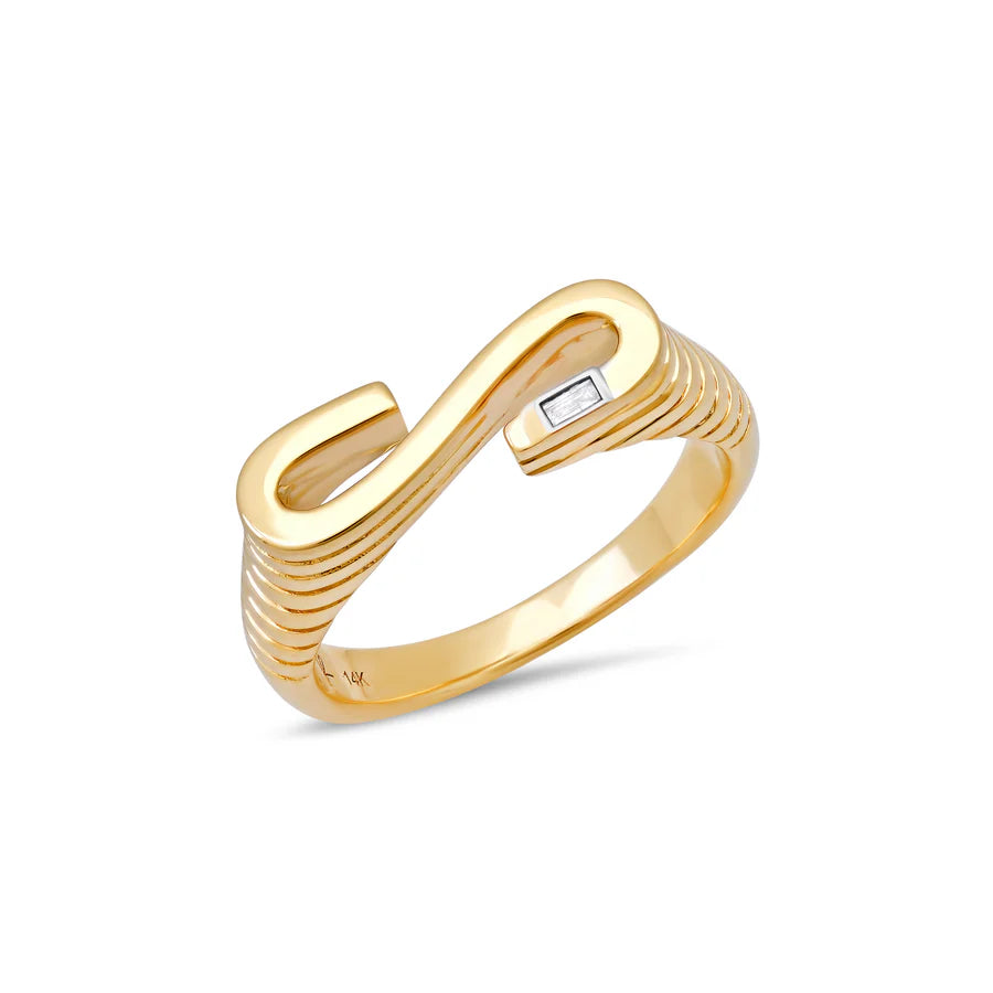 Ribbed Initial Ring