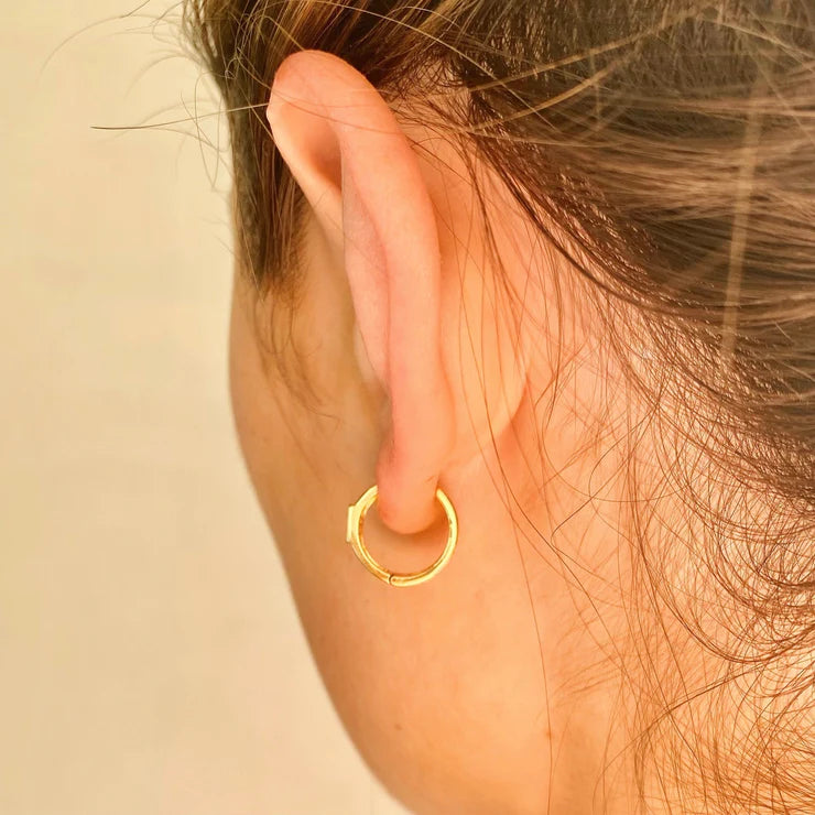 DIAMOND EARTH SIGN CHECKER BABY HOOPS