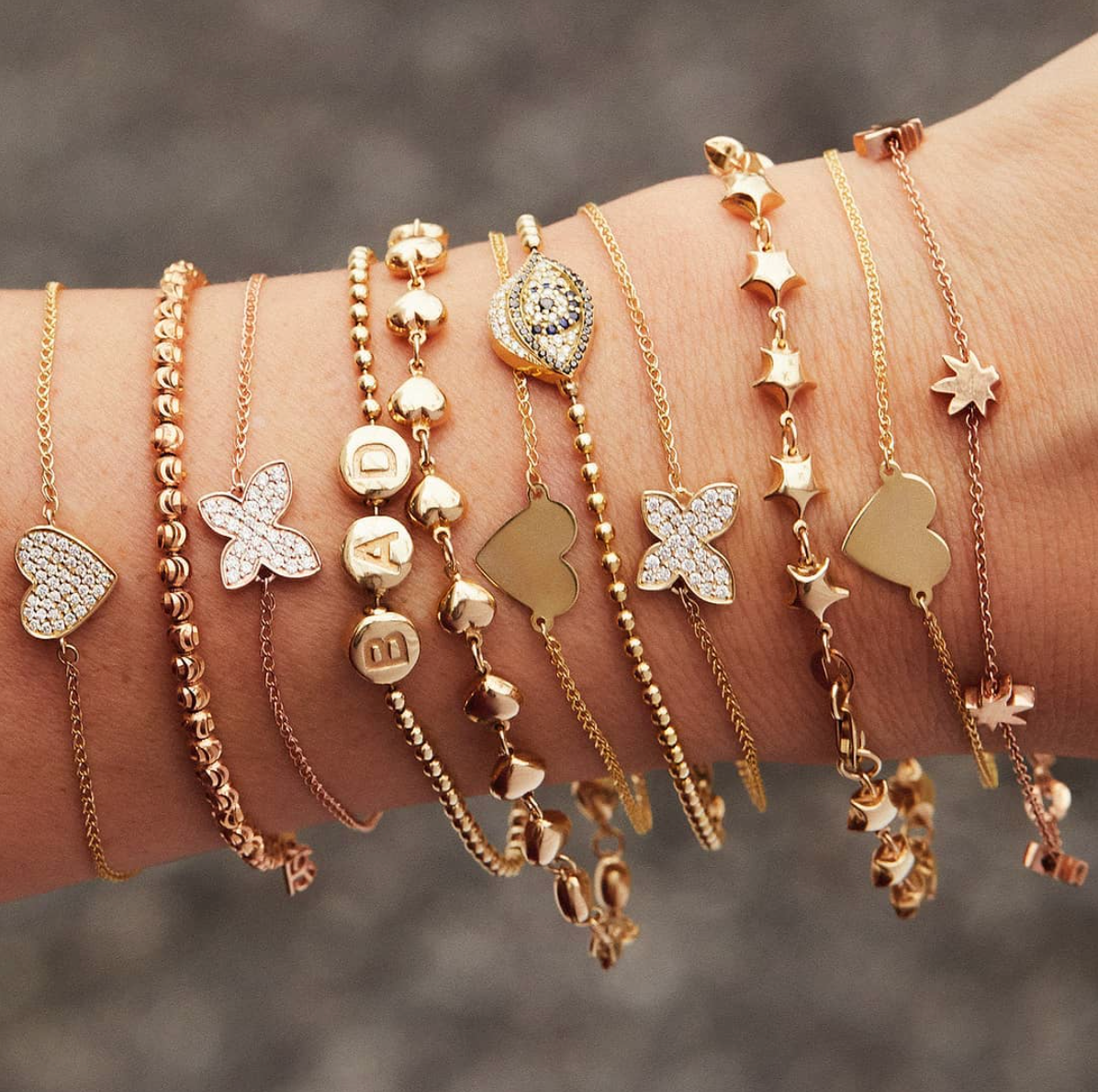 14k Gold Floating Heart Bracelet