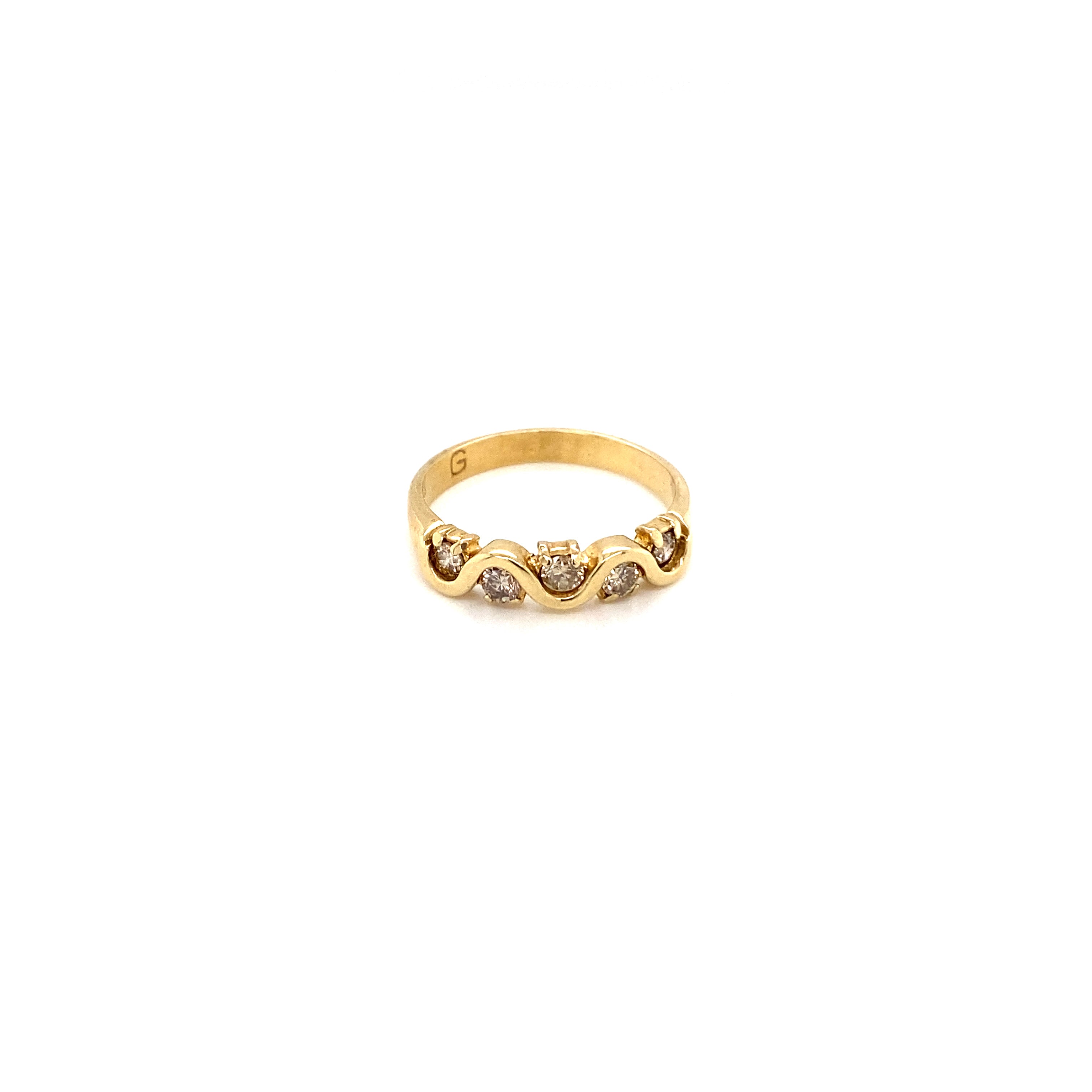 Five stone wave diamond ring