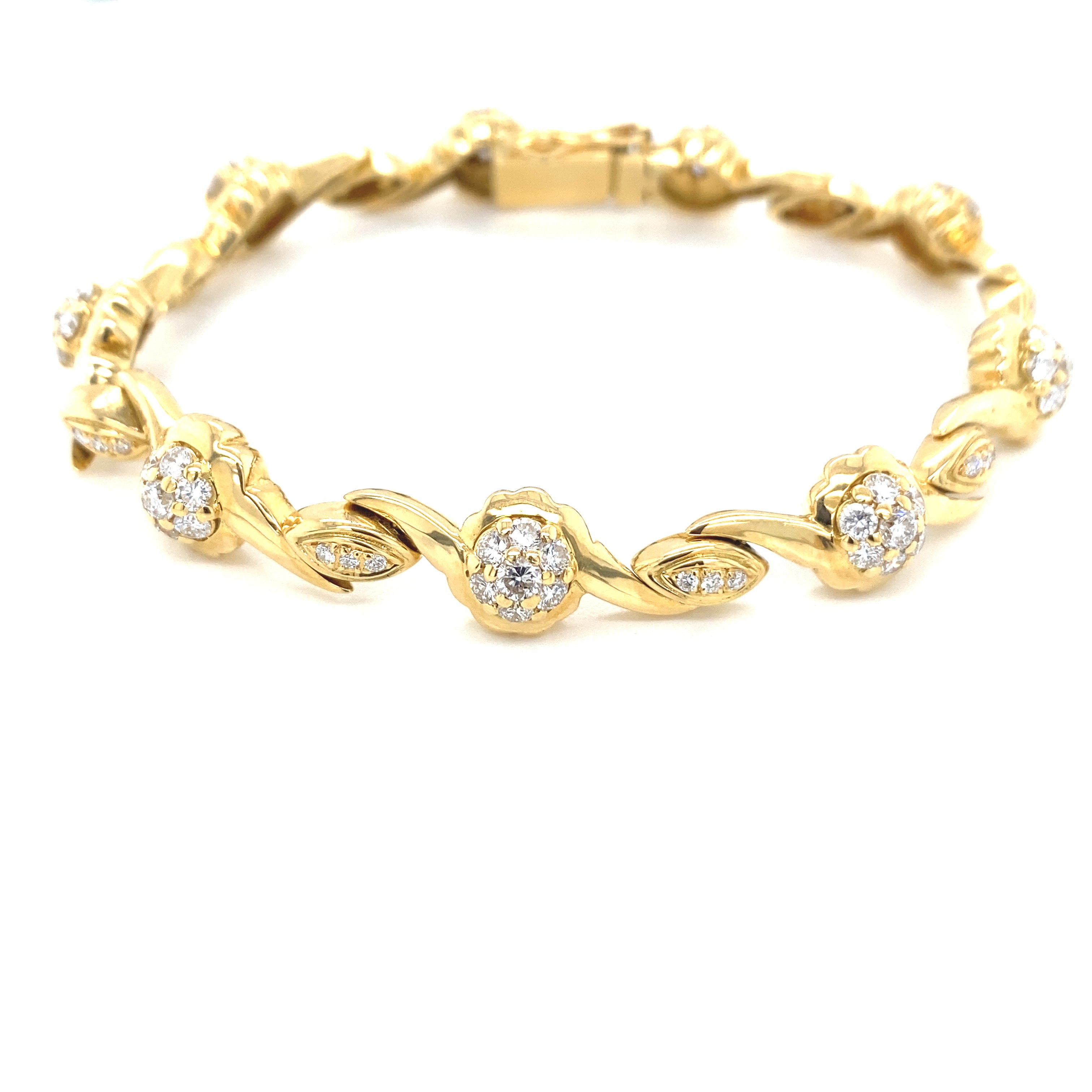 Vintage Diamond and Yellow Gold Bacelet