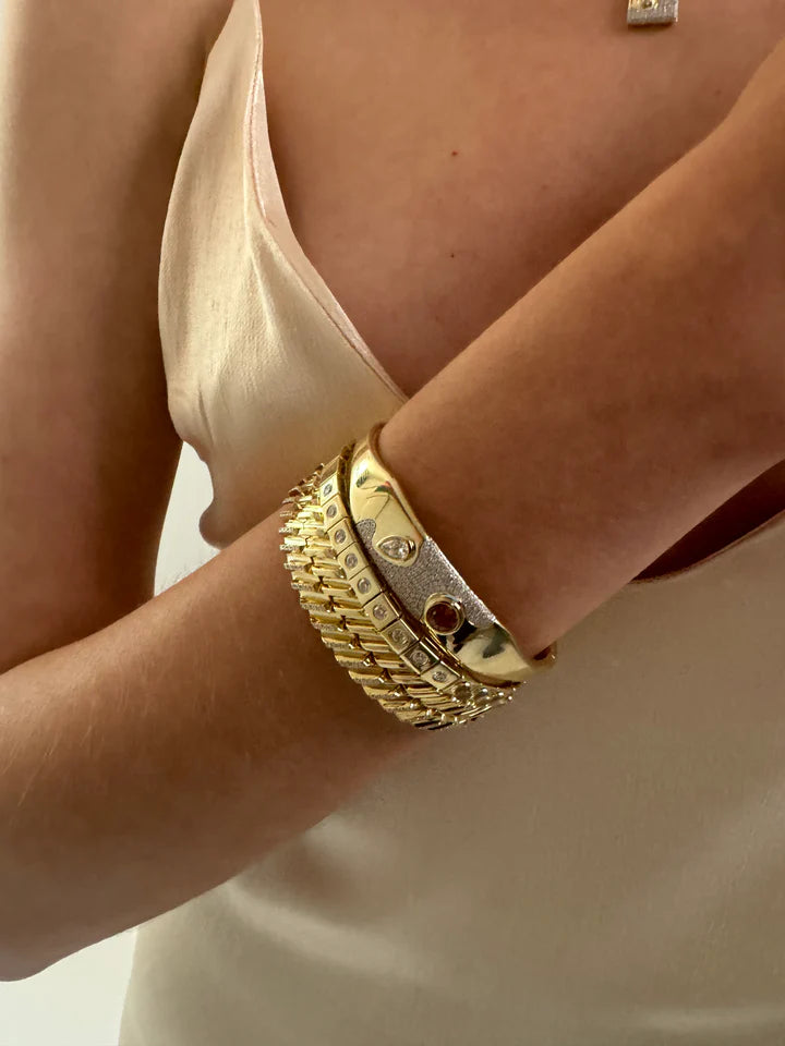 HELIX Gold Bangle