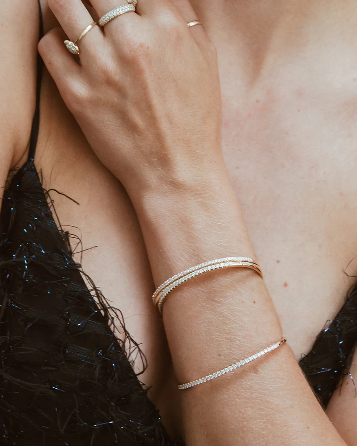 CLASSIC DIAMOND BANGLE