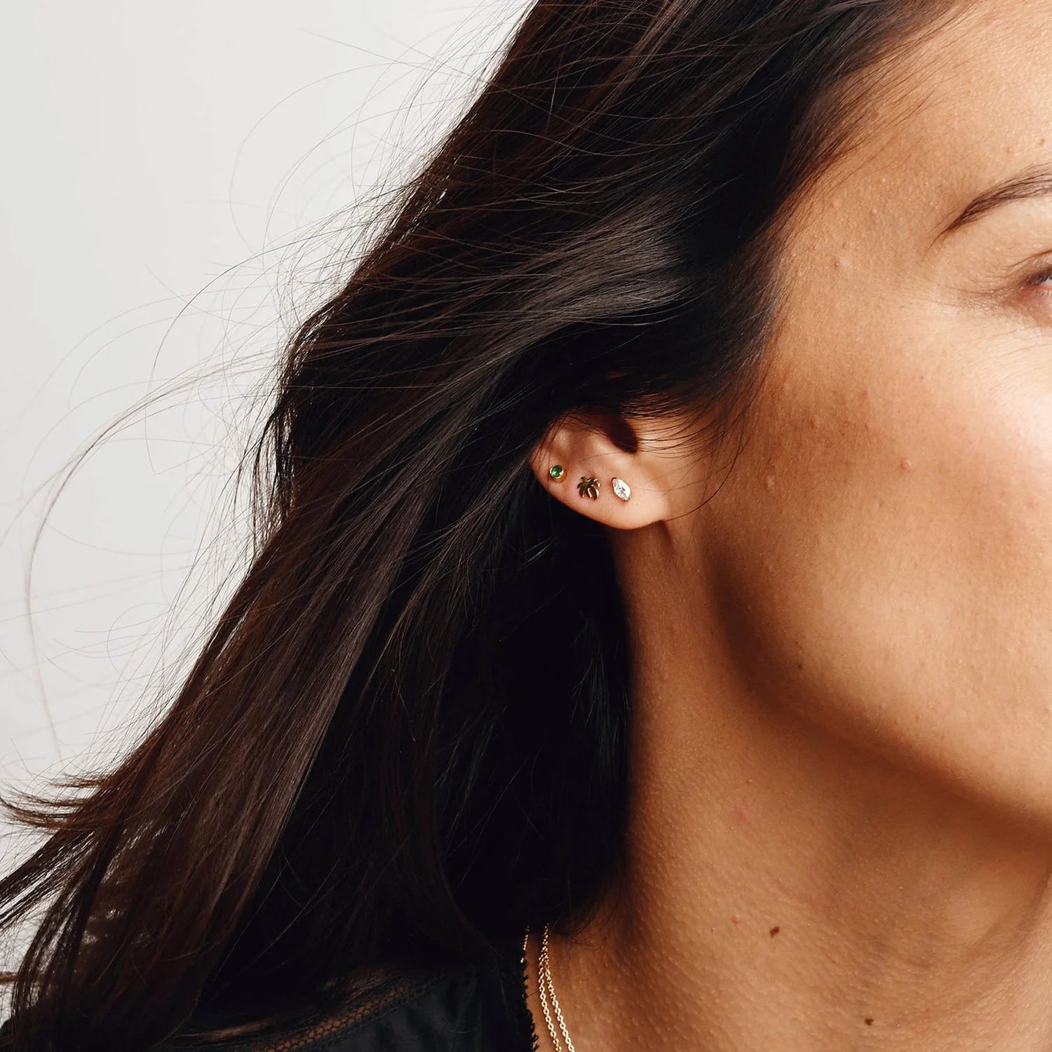 BIRTHSTONE DUST STUD