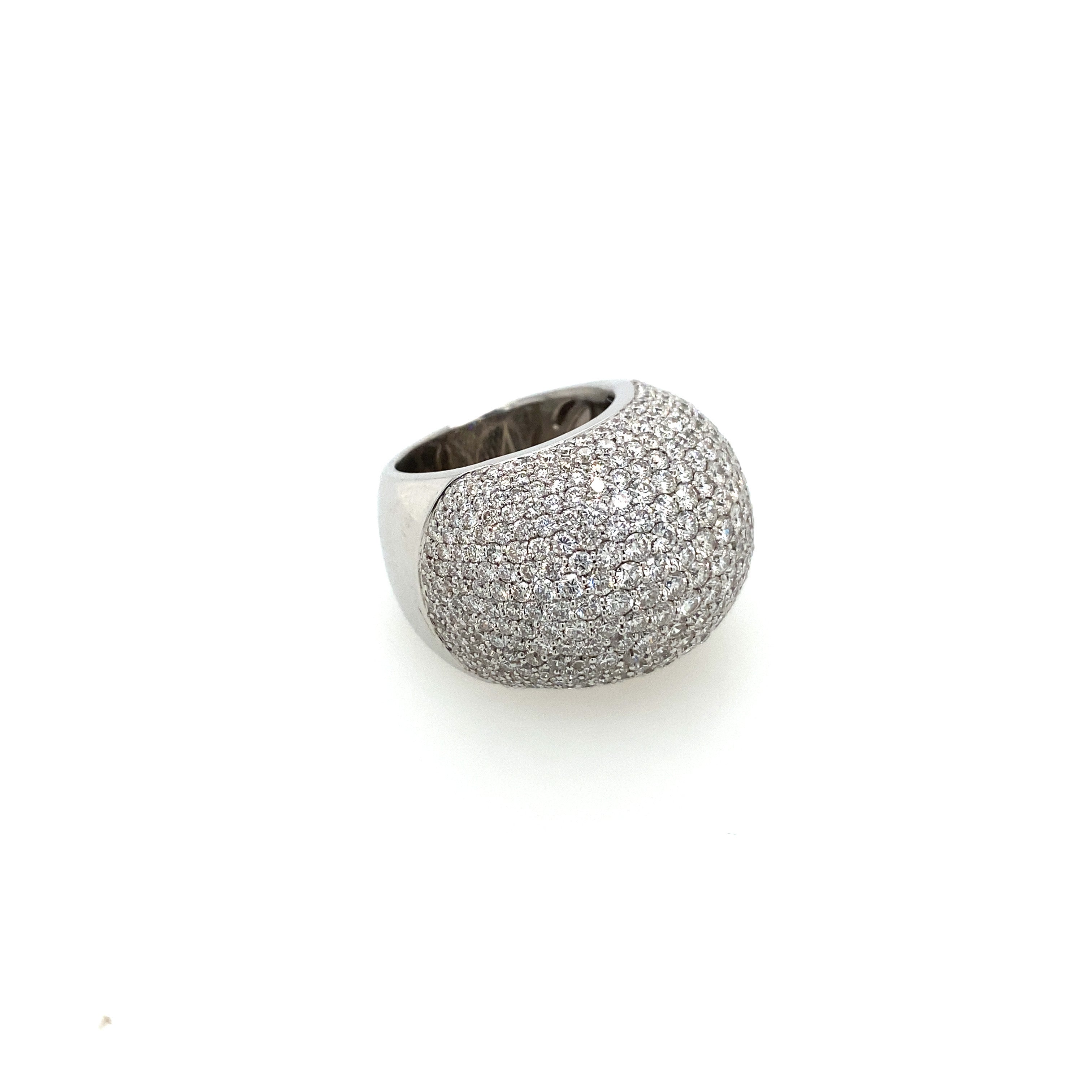 18k Diamond Bombe Ring