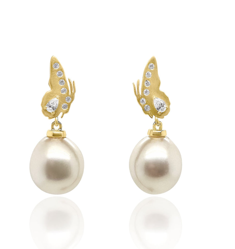 STACEY PEARL DROP EARRINGS