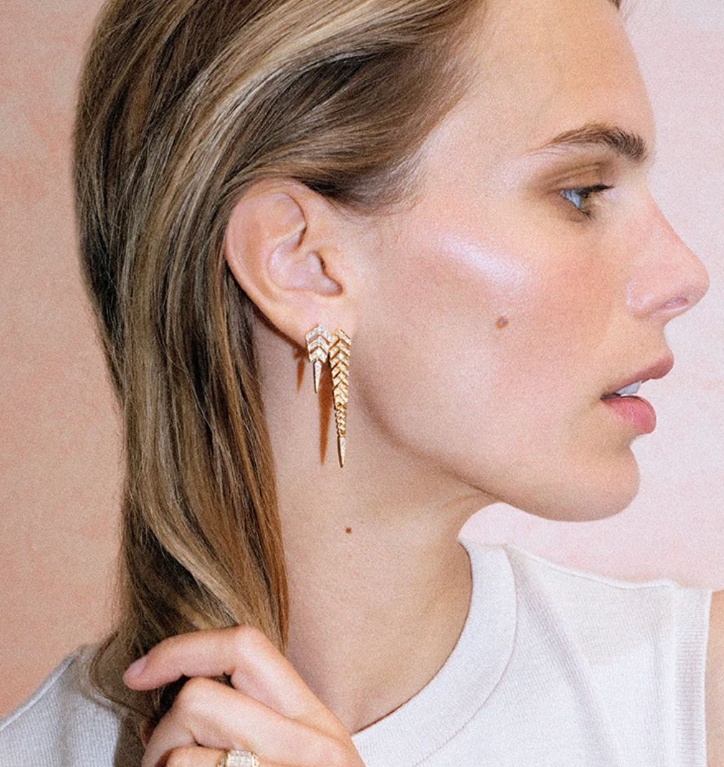 STAIRWAY S DIAMONDS & 18K YELLOW GOLD Earring