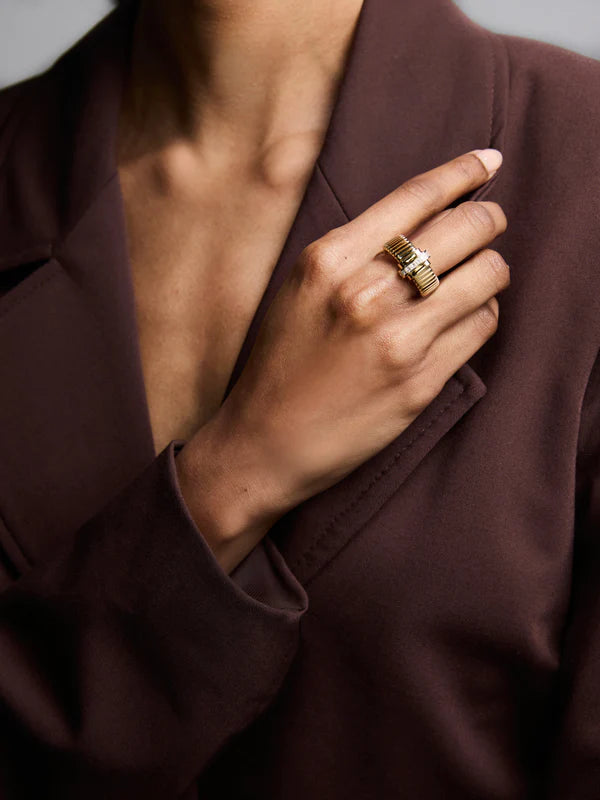 Raisina Diamond Tubogas Ring