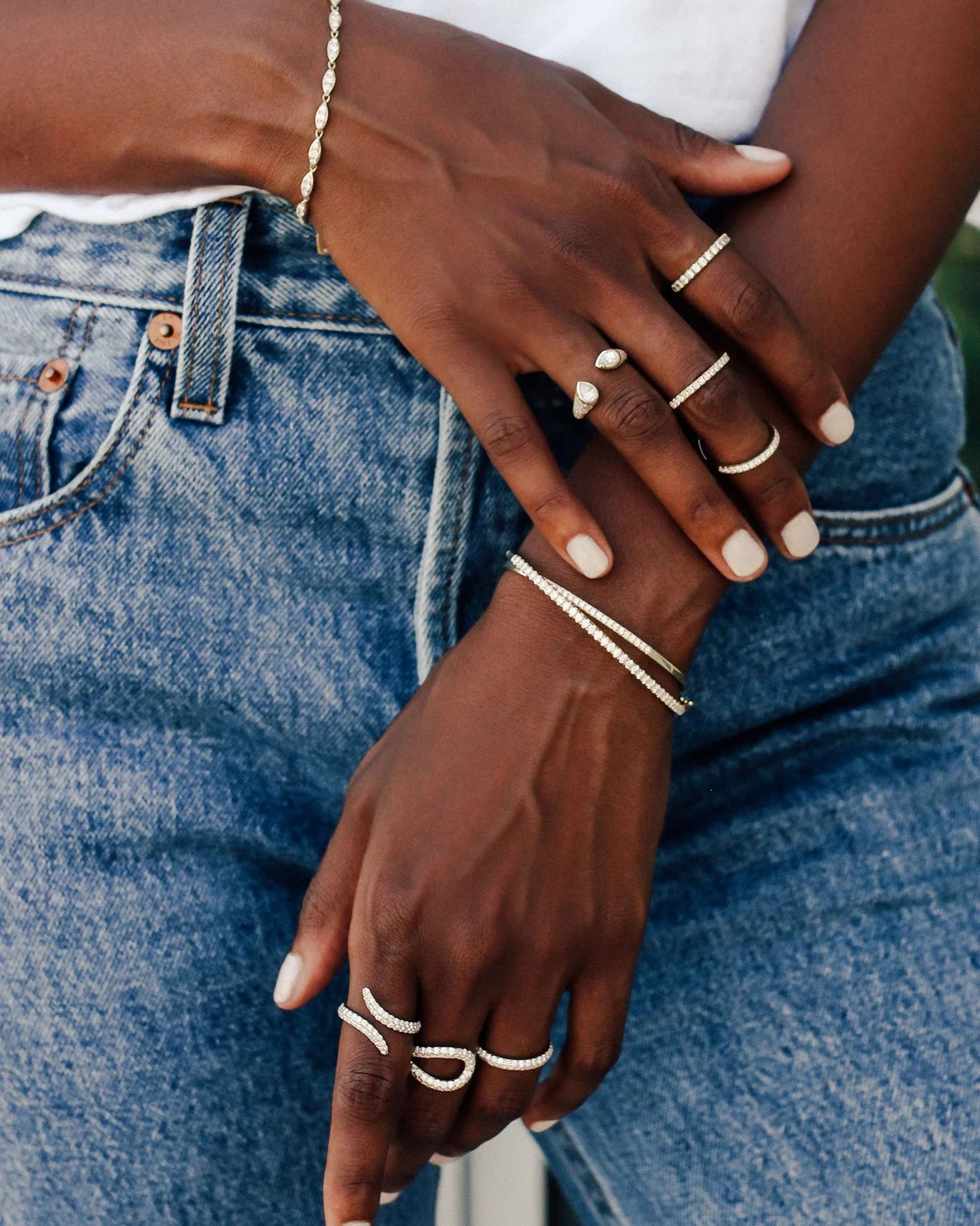 CLASSIC DIAMOND BANGLE