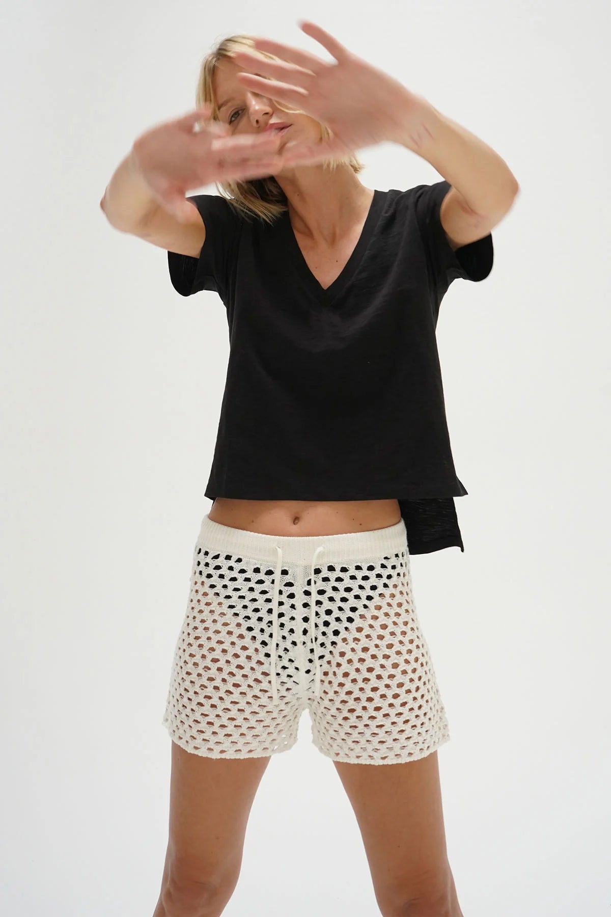 LAURA OPEN KNIT SHORT