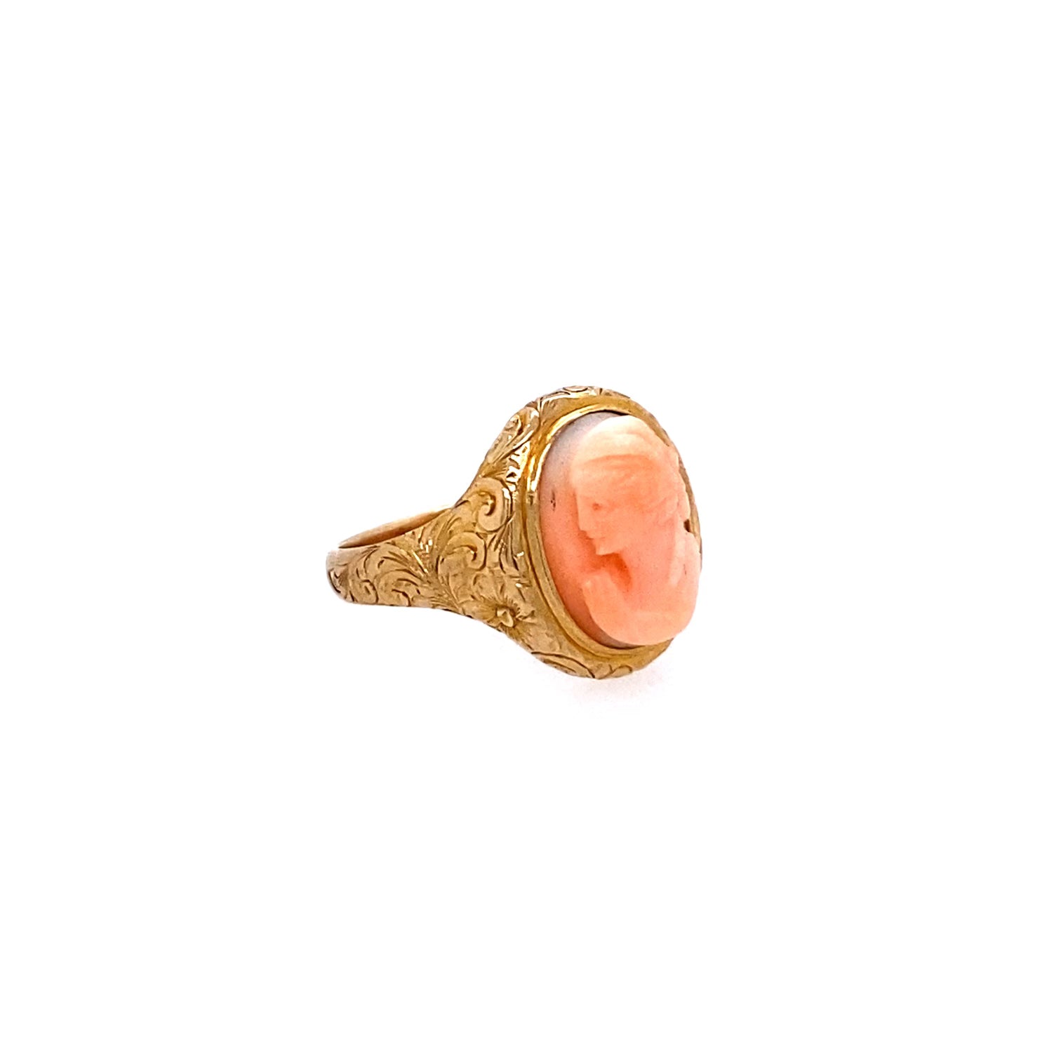 ANTIQUE CORAL RING