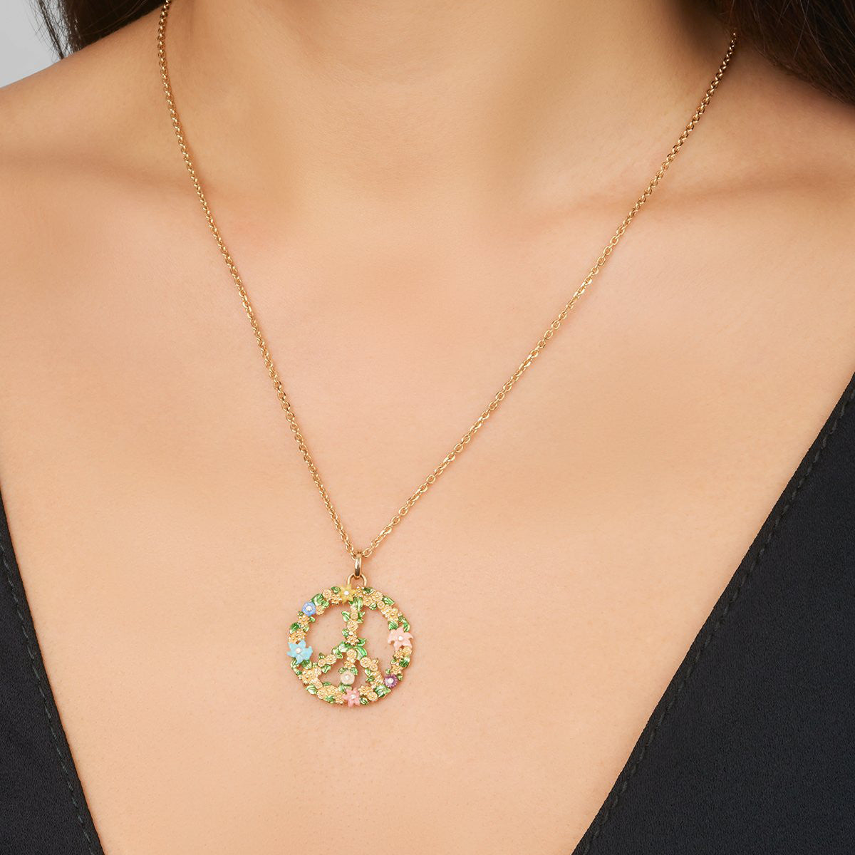 PEACE & LOVE NECKLACE