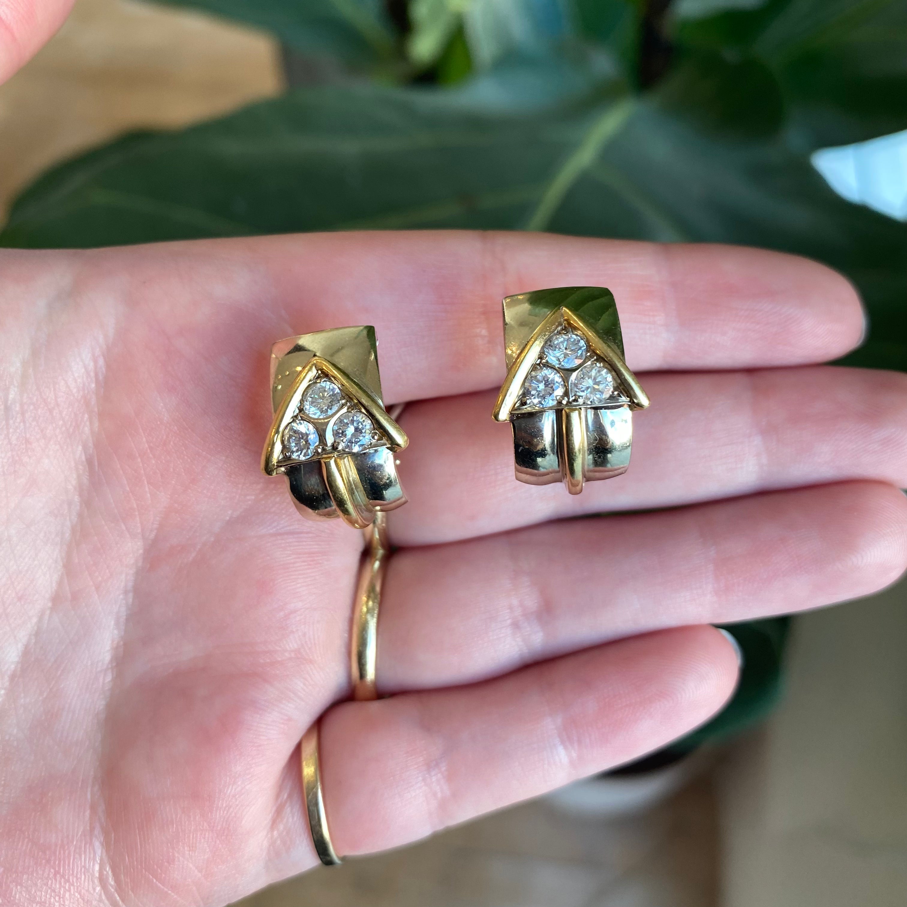 VINTAGE DIAMOND ARROW EARRINGS