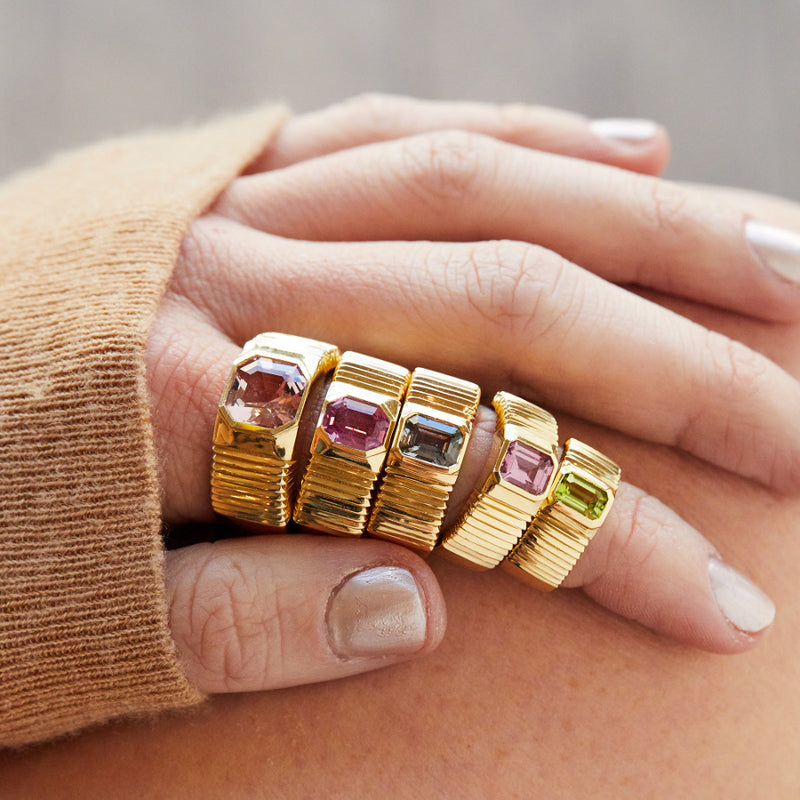 ONE OF A KIND PLEATED SOLITAIRE BAND - PINK SAPPHIRE