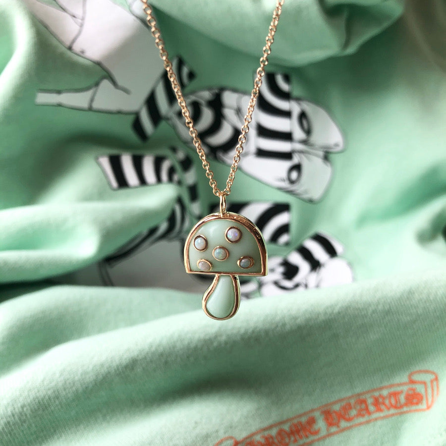 SMALL MUSHROOM NECKLACE - PERUVIAN OPAL