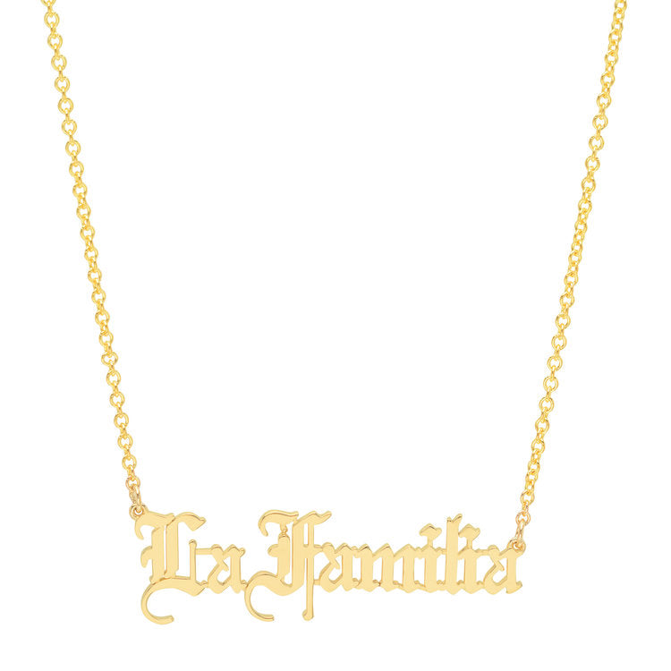 La Familia Old English Necklace